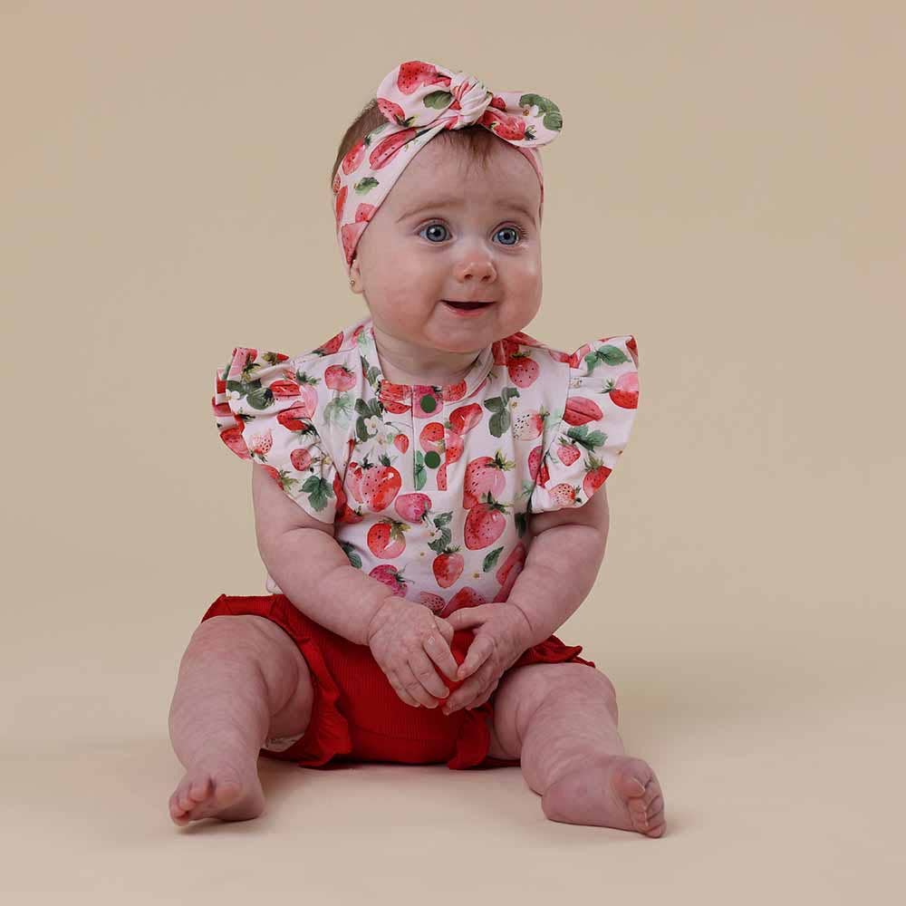 Strawberry Short Sleeve Organic Bodysuit with Frill: Newborn (0000)