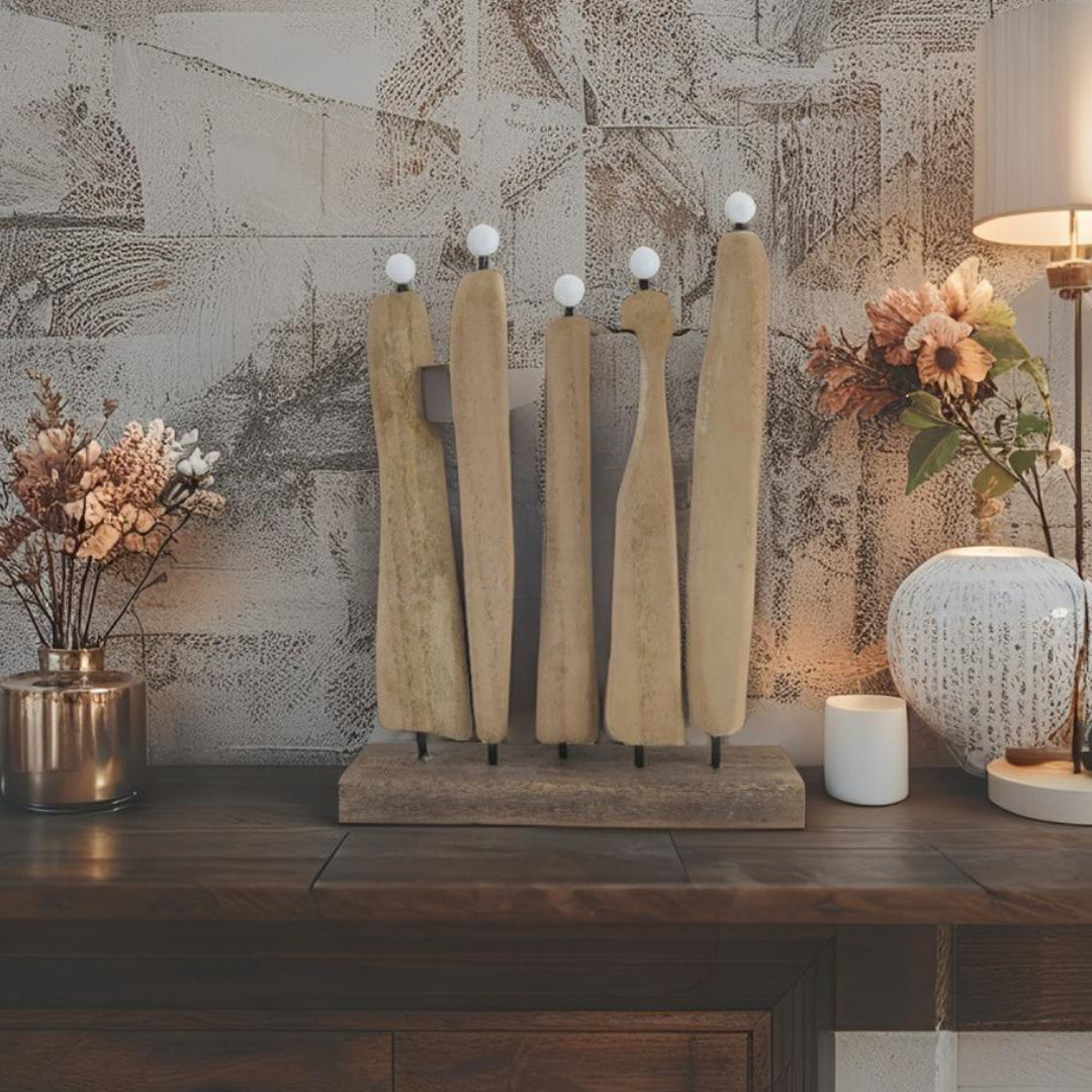 Wooden Contemporary Family And Friend On Stand