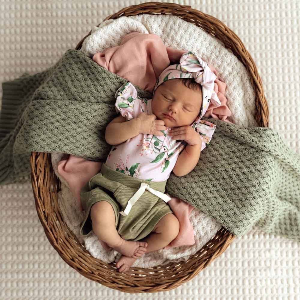 Cockatoo Short Sleeve Organic Bodysuit with Frill: 0-3 Months (000)