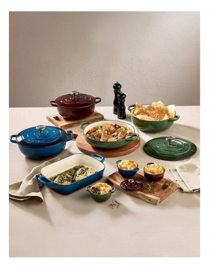 Maxwell and Williams Cast Iron Cocotte English Racing Green  260ml