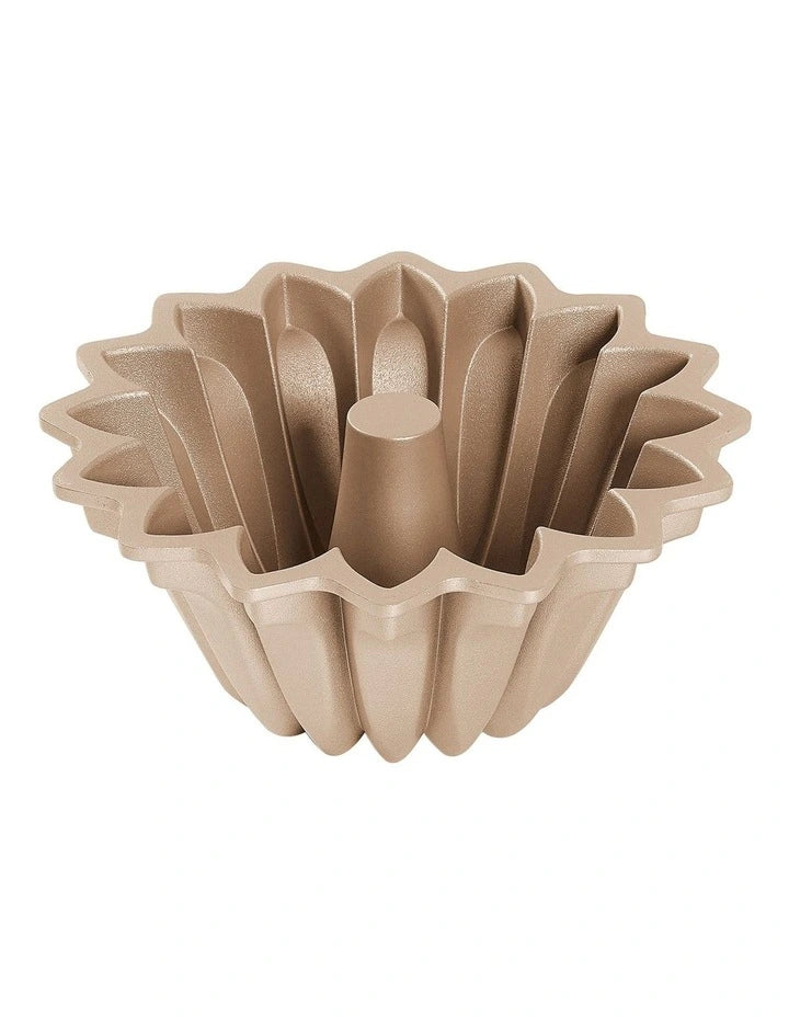 Bakers Secret Fluted Spring Water Non Stick Cast Aluminium Fluted Pan 21.5x10.7cm