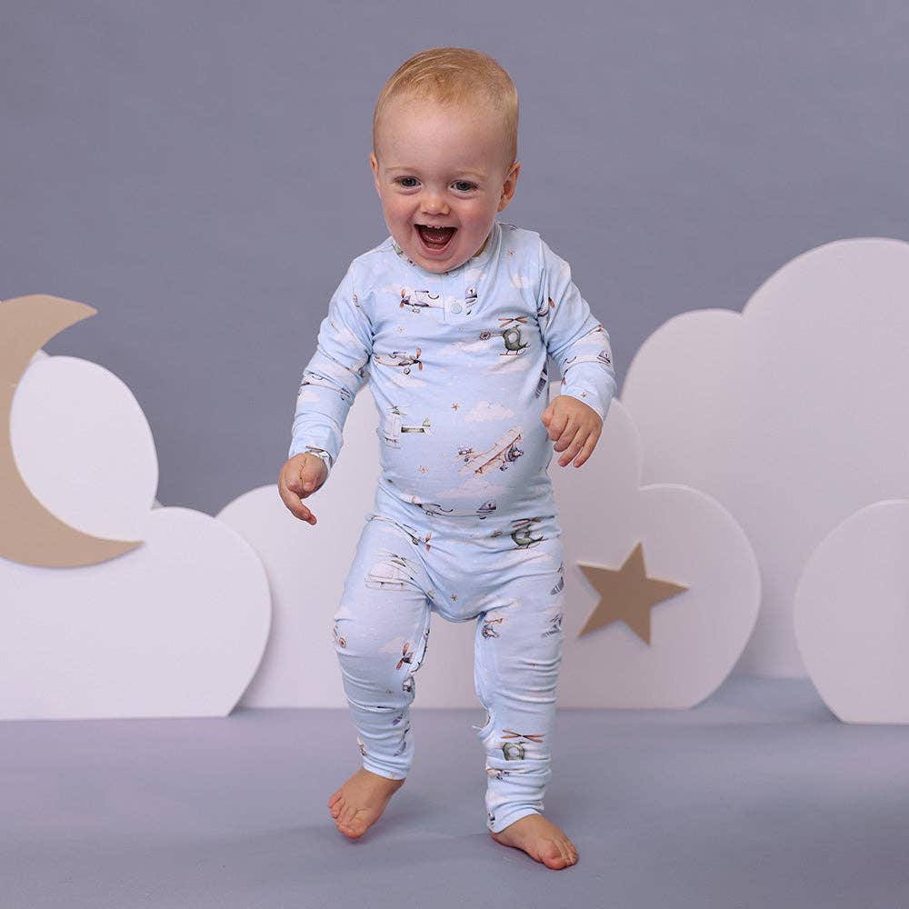 Taking Flight Organic Growsuit: Newborn (0000)