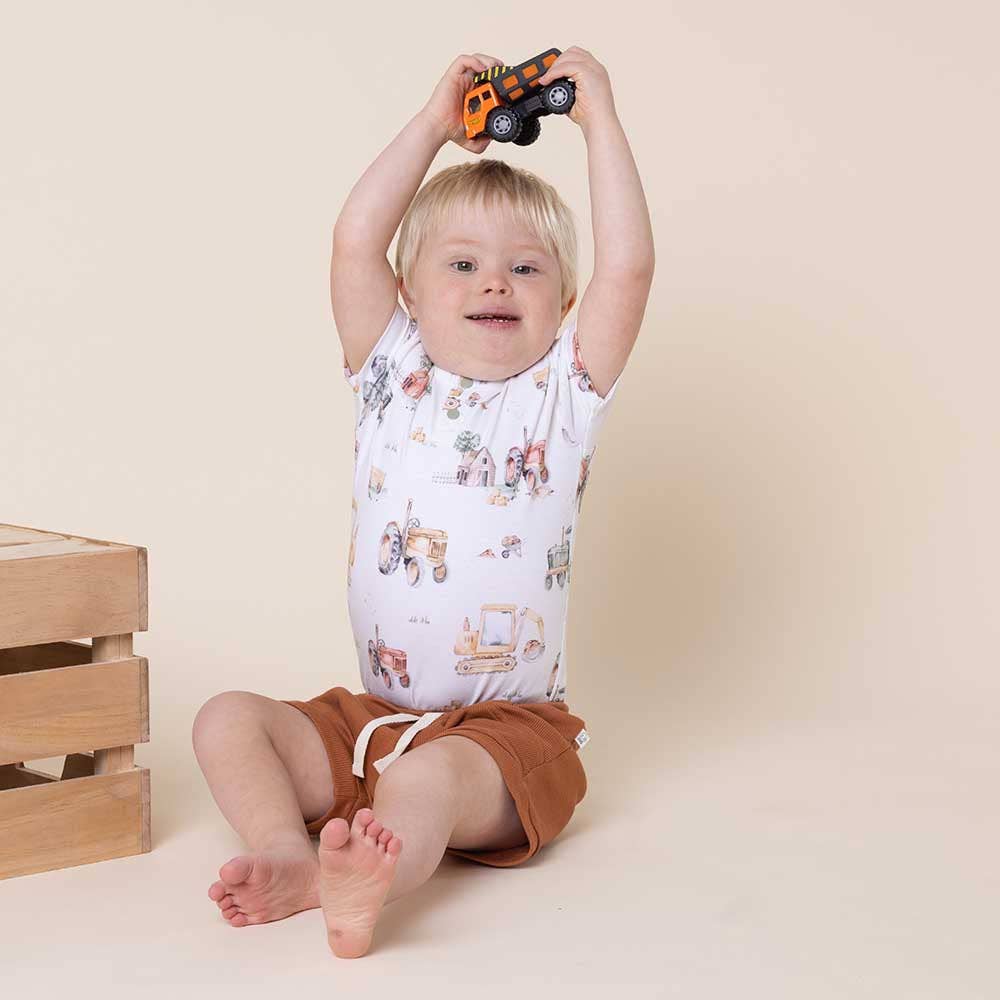 Diggers & Tractors Short Sleeve Organic Bodysuit: Size 1