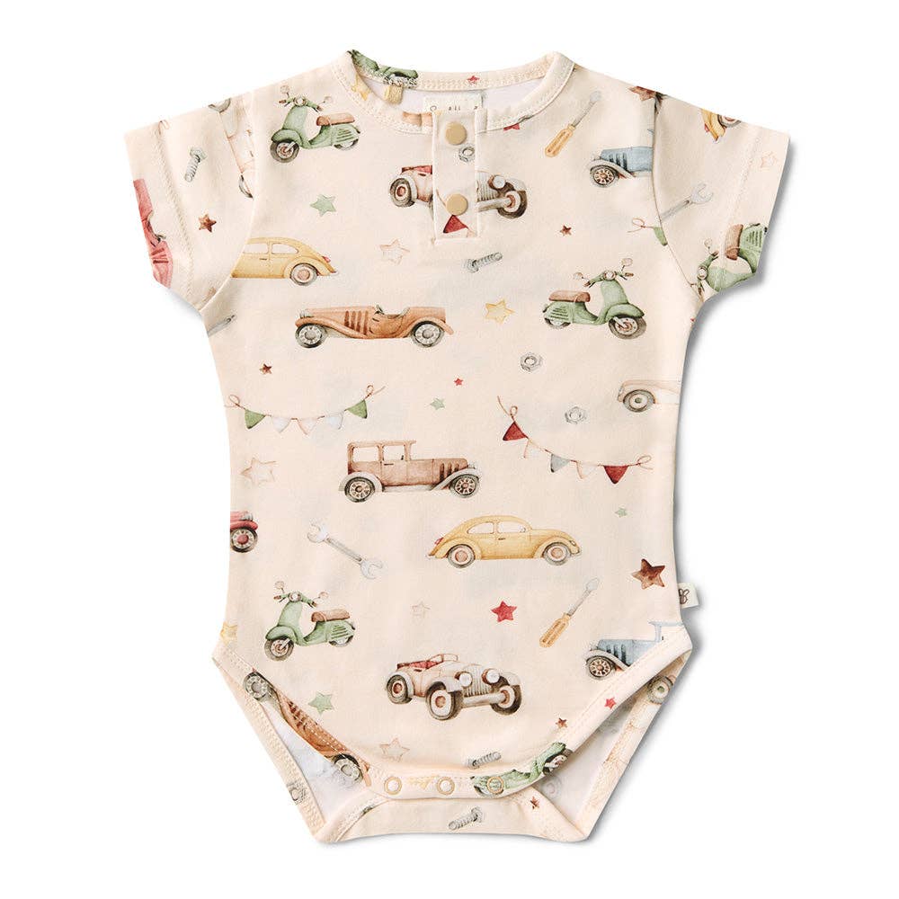 Vintage Cars Short Sleeve Organic Bodysuit: 6-12 Months (0)