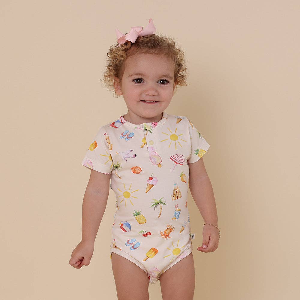 Beach Fun Short Sleeve Organic Bodysuit: 3-6 Months (00)