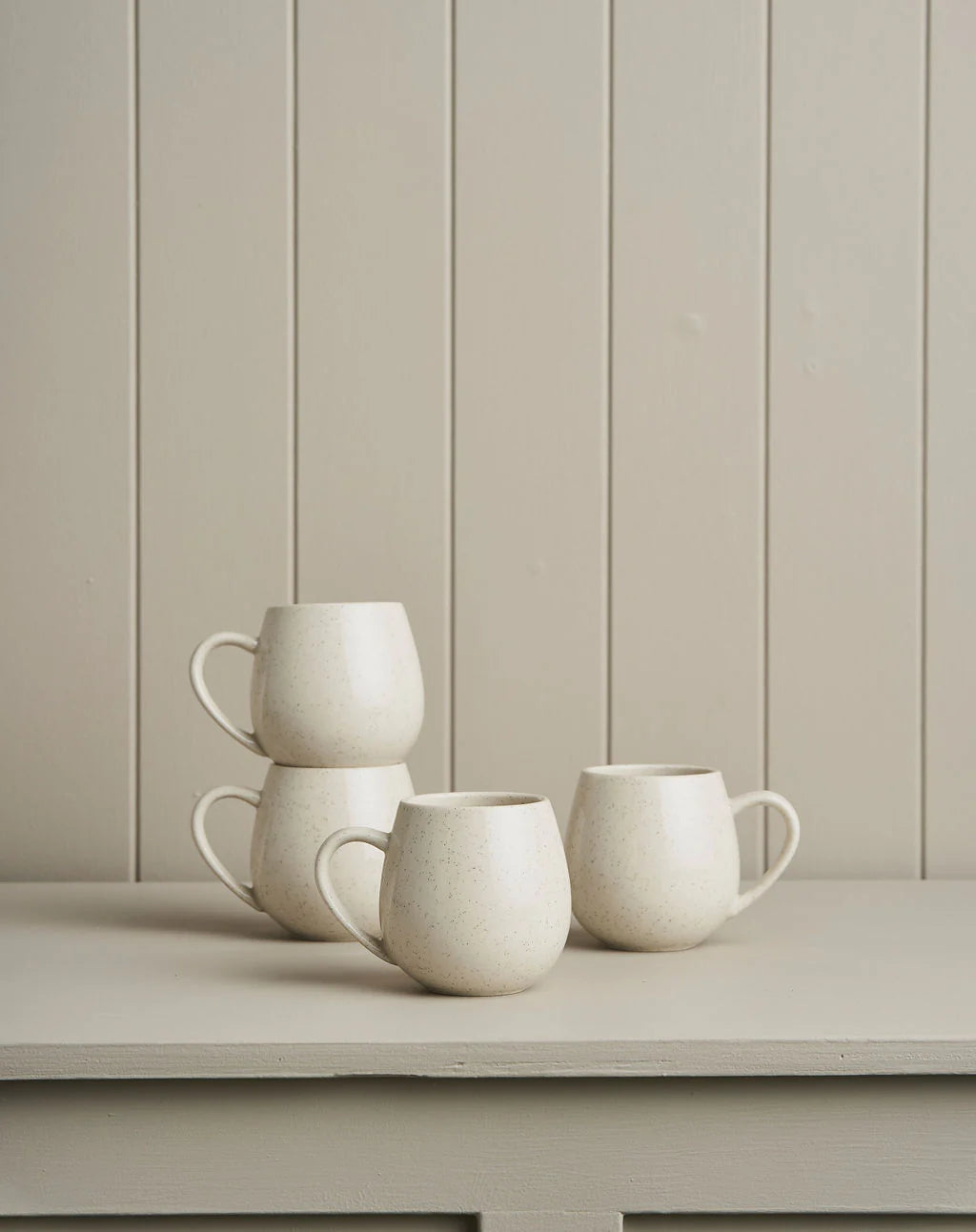 Robert Gordon Mug Pkt 4 White Speckle Hug Me
