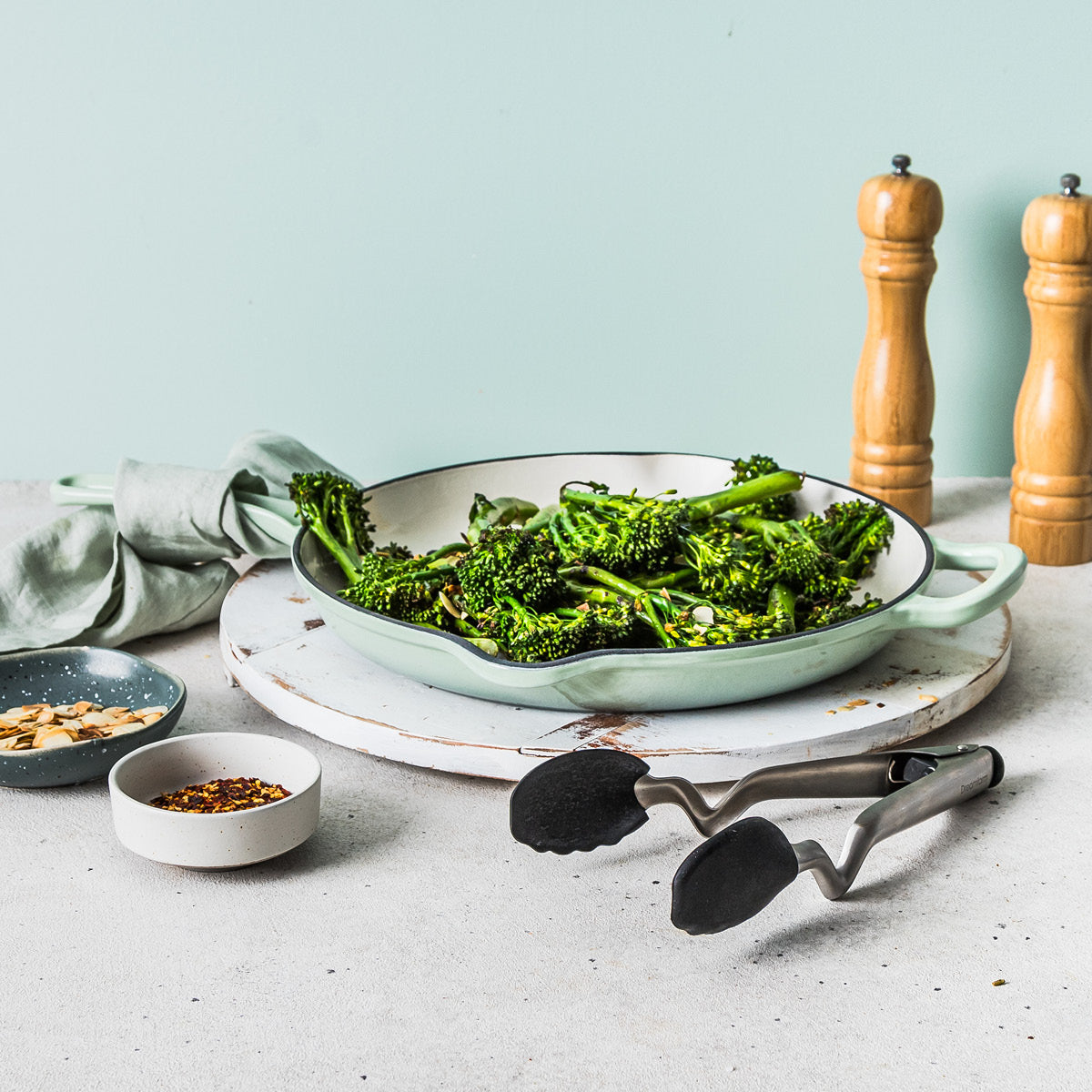 Dreamfarm Clongs 9 Inch Black