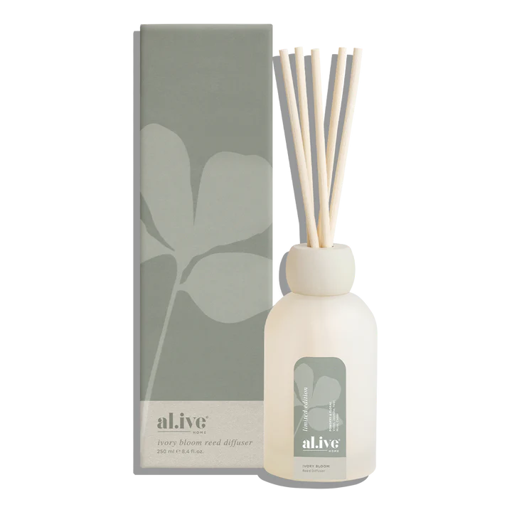 Alive Ivory Bloom Reed Diffuser