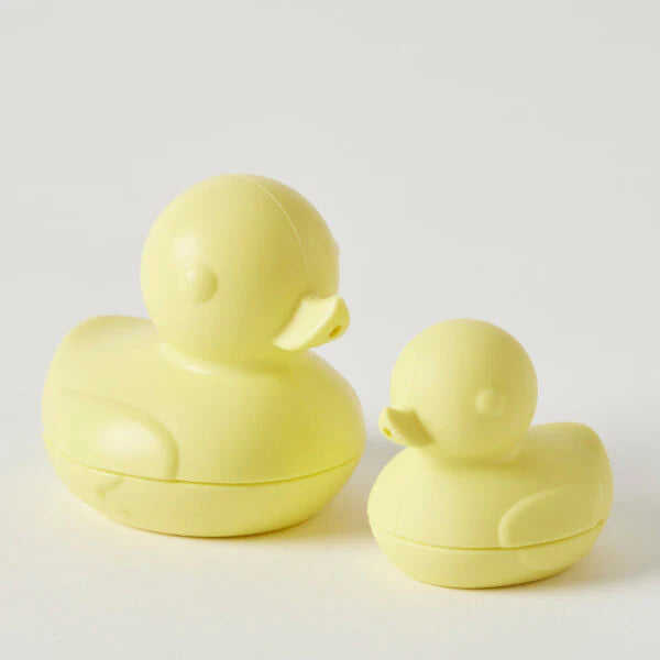 Jiggle and Giggle Bubble Ducks Silicone Bath Toys Set of 2