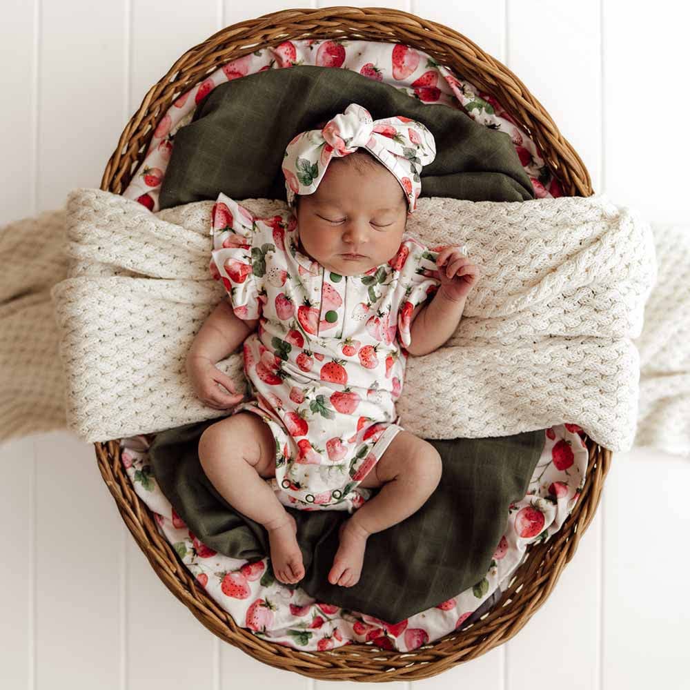 Strawberry Short Sleeve Organic Bodysuit with Frill: Newborn (0000)