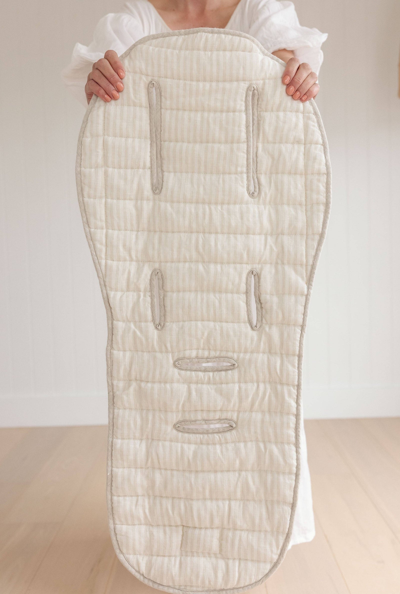 Oatmeal & Stripe - Pram Liner- Stripe quilt: Beige
