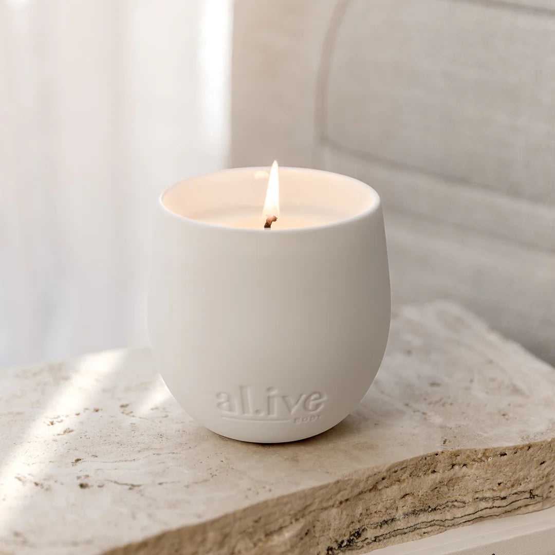 Alive Sweet Dewberry & Clove Candle