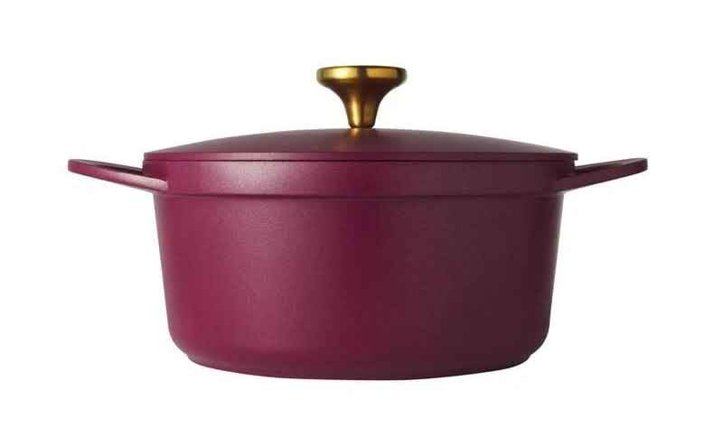 Maxwell and Williams Cast Lite Non Stick casserole 24cm 4.2lt Cherry