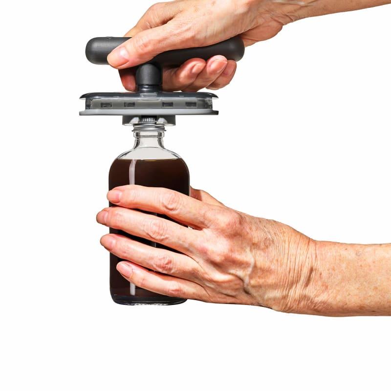 OXO Good Grips Twisting Jar Opener With Base Pad