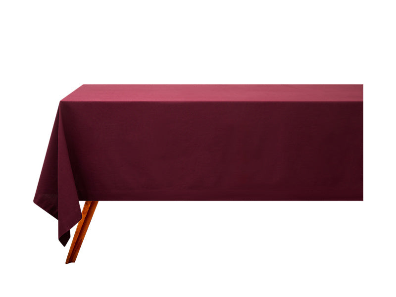 Maxwell and Williams Cotton Classic Rec Tablecloth 300m Aubergine