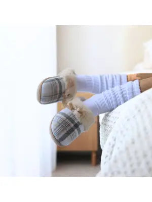 SnuggUp Woman's Slides Cream Plaid AU 9